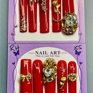 RH XS Red Press-On Nails with Gold Accents